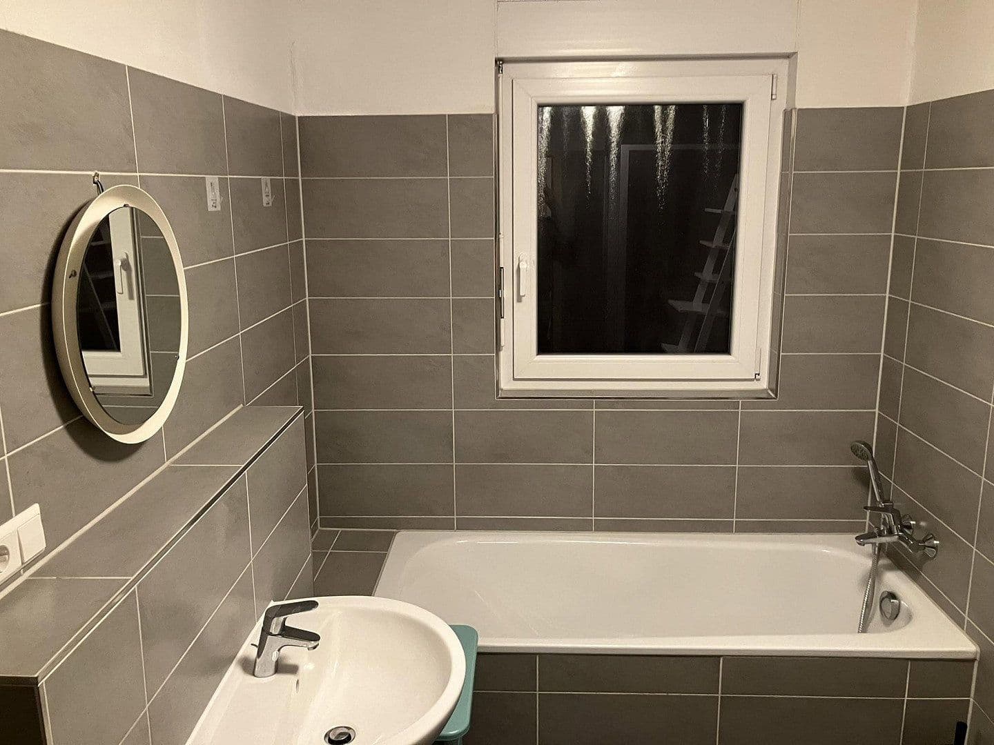 Pronájem bytu 6+1 18 m², Liesel-Bach-Straße 5/1, Böblingen, Bádensko-Württembersko Pronájem bytu 6+1 18 m², Liesel-Bach-Straße 5/1, Böblingen, Bádensko-Württembersko