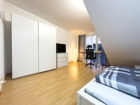 Pronájem bytu 6+1 18 m², Albrecht-Dürer-Weg 21B, Stuttgart, Bádensko-Württembersko Pronájem bytu 6+1 18 m², Albrecht-Dürer-Weg 21B, Stuttgart, Bádensko-Württembersko