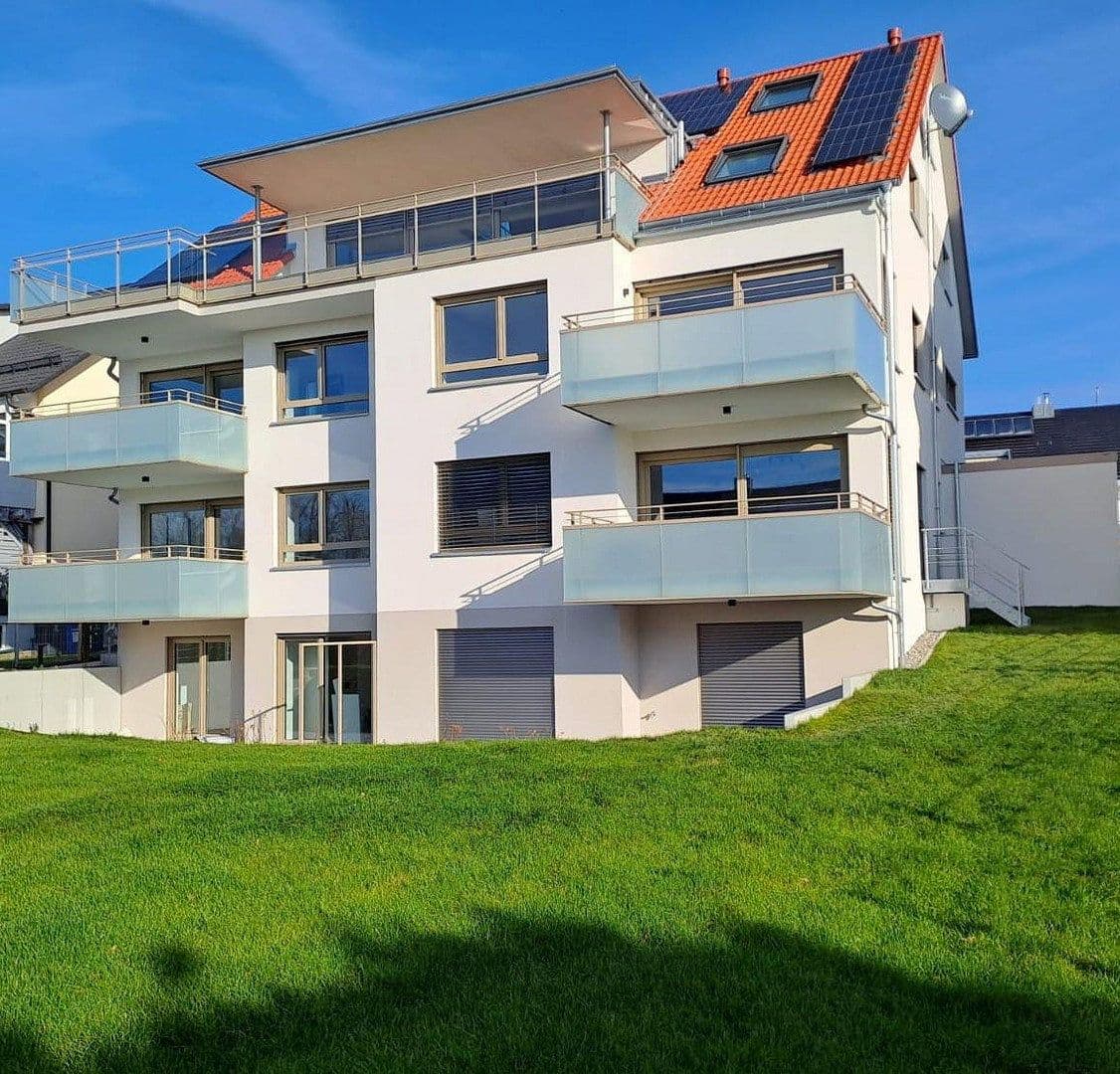 Pronájem bytu 4+kk 126 m², Neugartenstraße, Hagnau am Bodensee, Bádensko-Württembersko Pronájem bytu 4+kk 126 m², Neugartenstraße, Hagnau am Bodensee, Bádensko-Württembersko