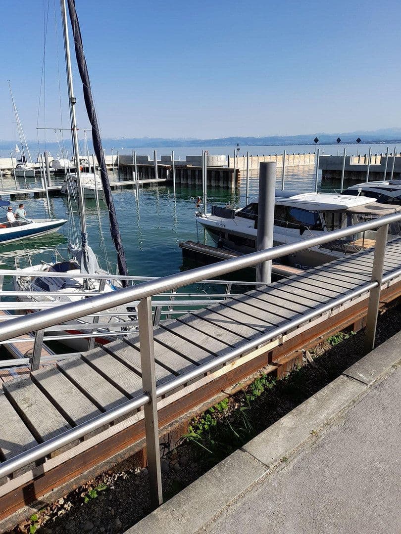 Pronájem bytu 4+kk 126 m², Neugartenstraße, Hagnau am Bodensee, Bádensko-Württembersko Pronájem bytu 4+kk 126 m², Neugartenstraße, Hagnau am Bodensee, Bádensko-Württembersko