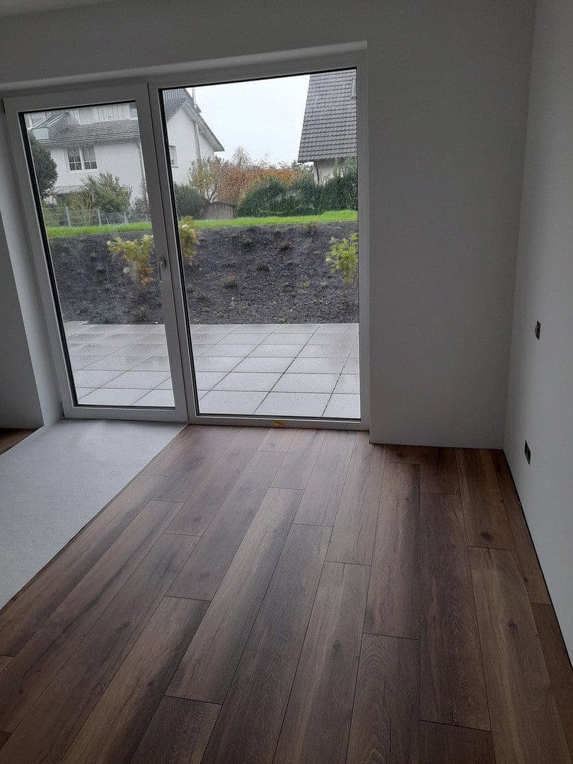 Pronájem bytu 4+kk 126 m², Neugartenstraße, Hagnau am Bodensee, Bádensko-Württembersko Pronájem bytu 4+kk 126 m², Neugartenstraße, Hagnau am Bodensee, Bádensko-Württembersko
