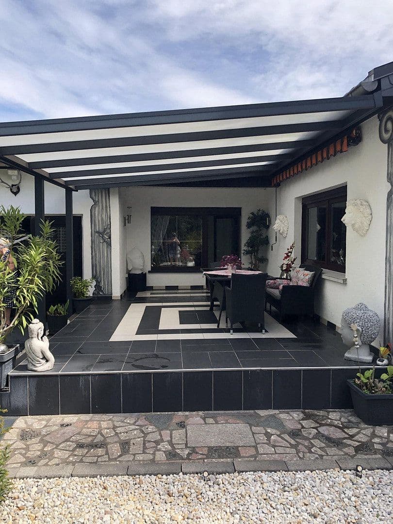 Prodej domu 127 m², pozemek 1.242 m², Birkenwerder, Braniborsko Prodej domu 127 m², pozemek 1.242 m², Birkenwerder, Braniborsko