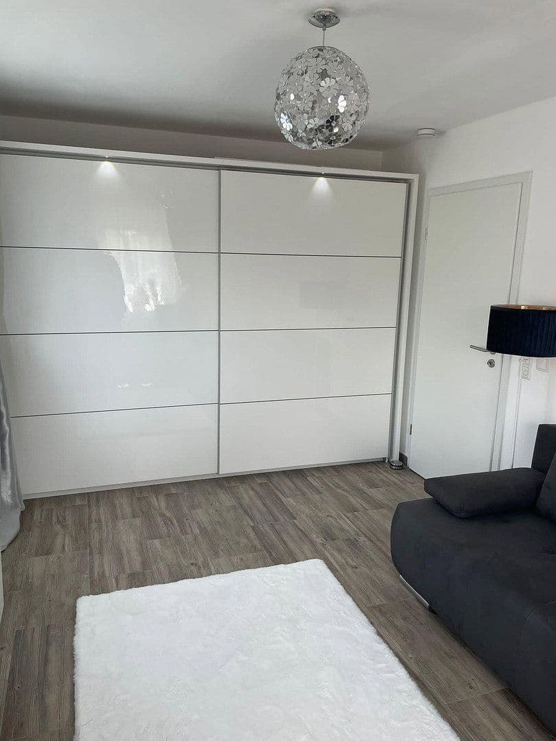 Pronájem domu 160 m², pozemek 300 m², Ingolstadt, Bavorsko Pronájem domu 160 m², pozemek 300 m², Ingolstadt, Bavorsko