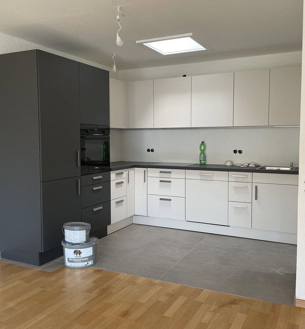 Pronájem bytu 2+1 75 m², Teckstraße 4, Fellbach, Bádensko-Württembersko Pronájem bytu 2+1 75 m², Teckstraße 4, Fellbach, Bádensko-Württembersko
