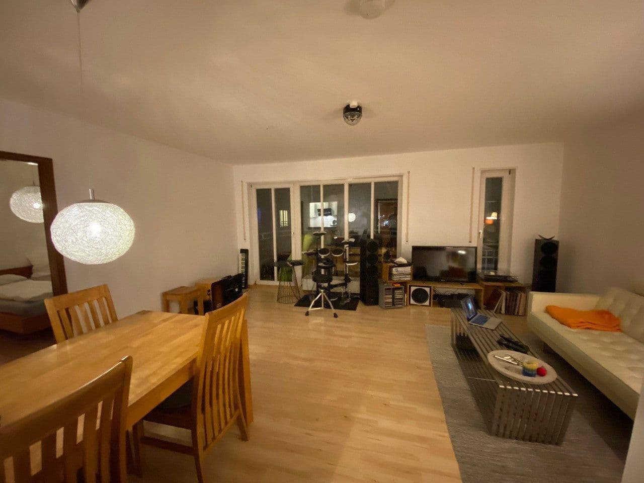 Pronájem bytu 2+1 60 m², Karlsruhe, Bádensko-Württembersko Pronájem bytu 2+1 60 m², Karlsruhe, Bádensko-Württembersko