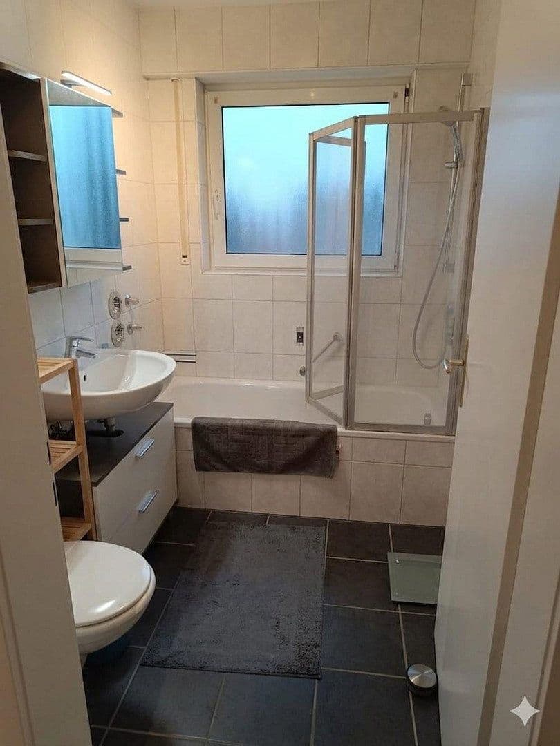 Pronájem bytu 2+1 60 m², Filderstadt, Bádensko-Württembersko Pronájem bytu 2+1 60 m², Filderstadt, Bádensko-Württembersko