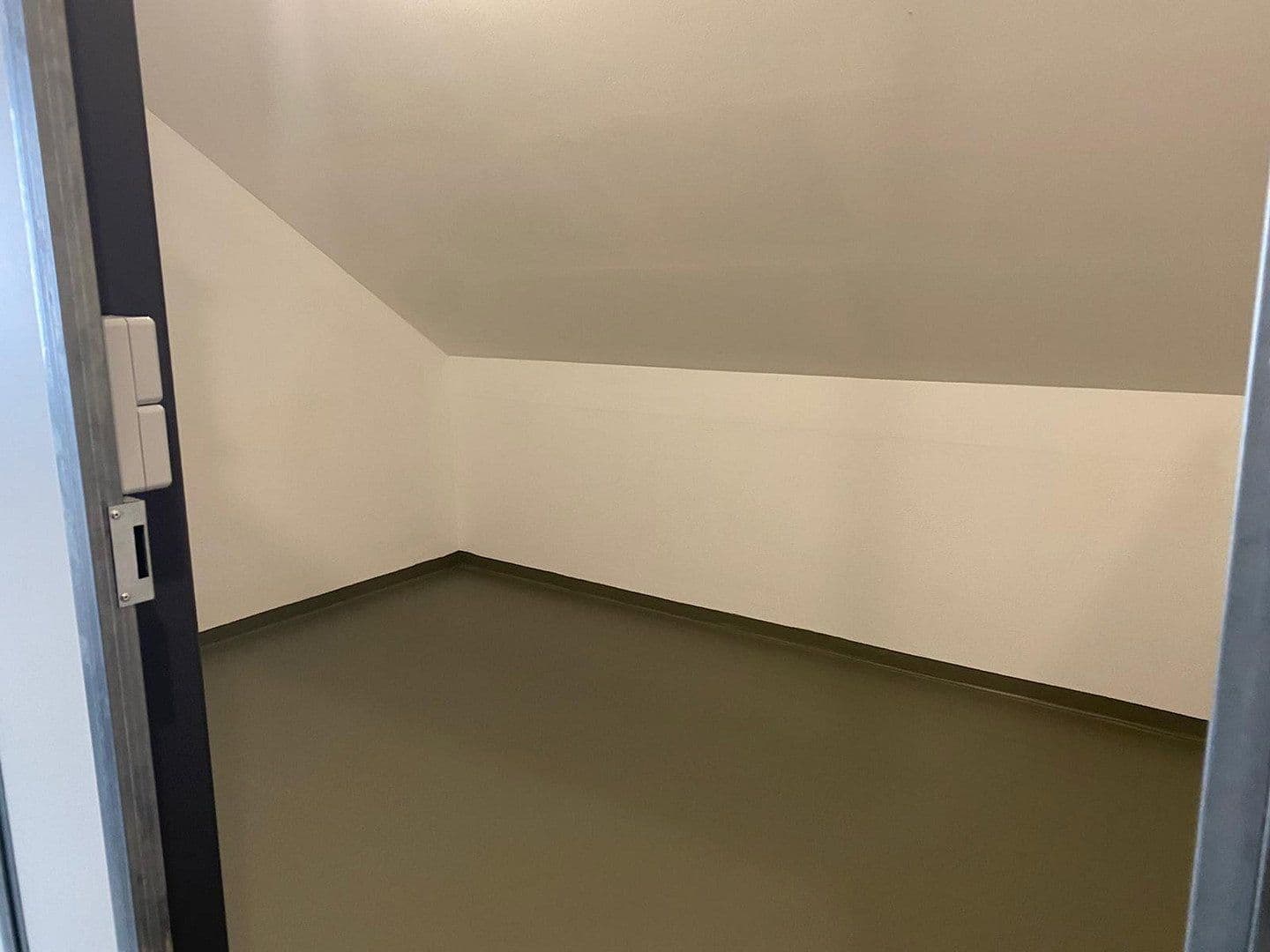 Pronájem bytu 3+1 68 m², Bad Friedrichshall, Bádensko-Württembersko Pronájem bytu 3+1 68 m², Bad Friedrichshall, Bádensko-Württembersko