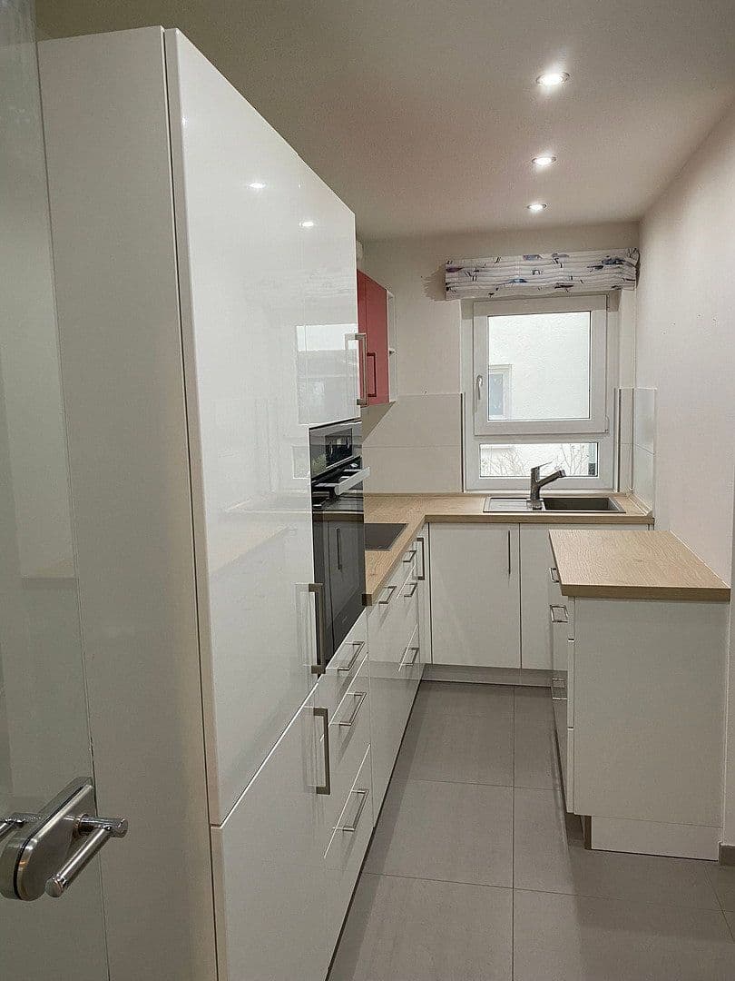 Pronájem bytu 3+1 68 m², Bad Friedrichshall, Bádensko-Württembersko Pronájem bytu 3+1 68 m², Bad Friedrichshall, Bádensko-Württembersko