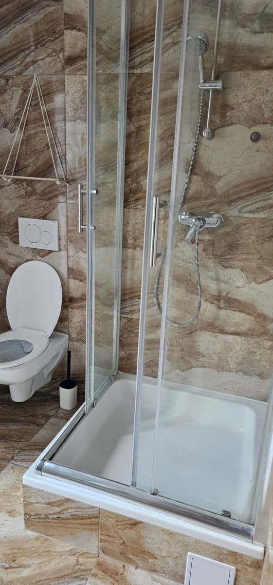 Pronájem bytu 1+kk 30 m², Sukova, Velké Přílepy, Středočeský kraj Pronájem bytu 1+kk 30 m², Sukova, Velké Přílepy, Středočeský kraj