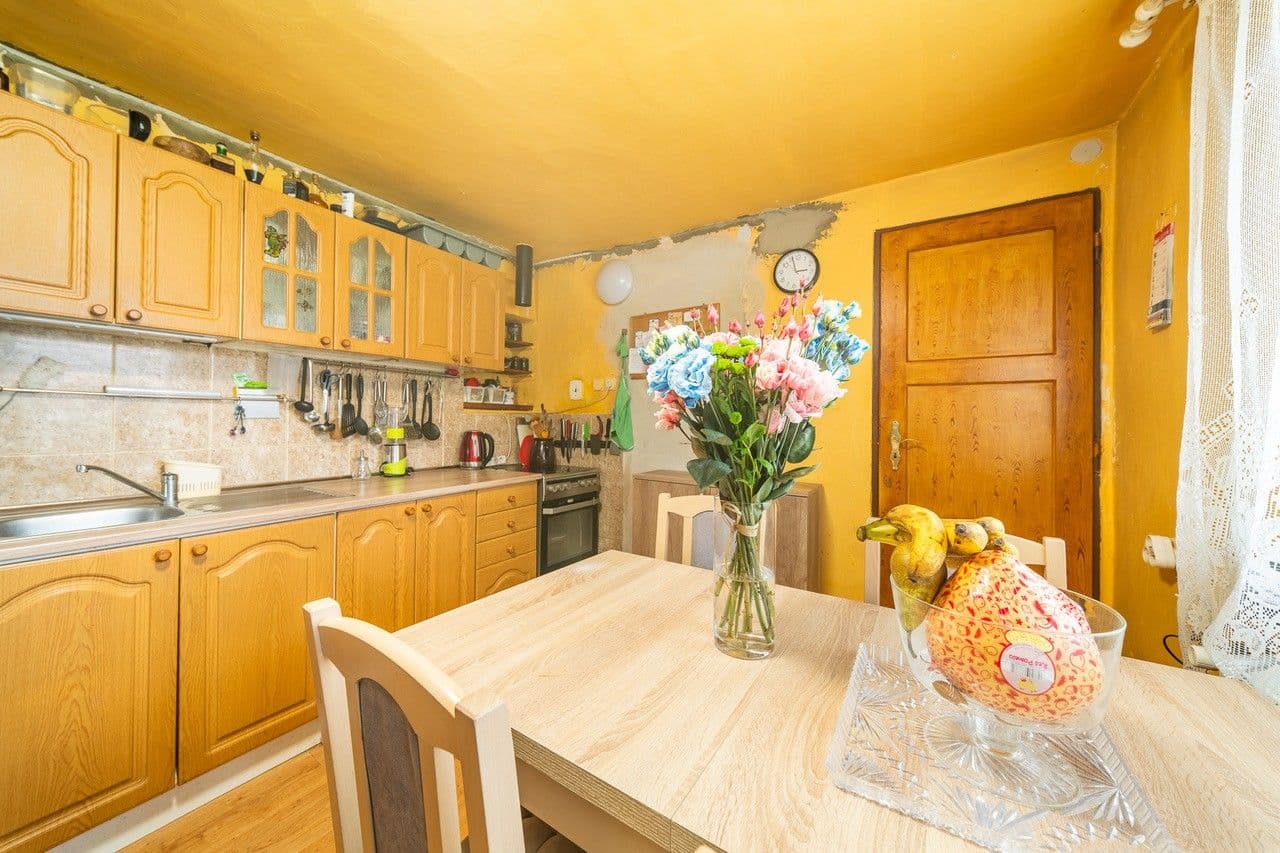 Prodej domu 150 m², pozemek 1.193 m², Vrbčany, Středočeský kraj Prodej domu 150 m², pozemek 1.193 m², Vrbčany, Středočeský kraj