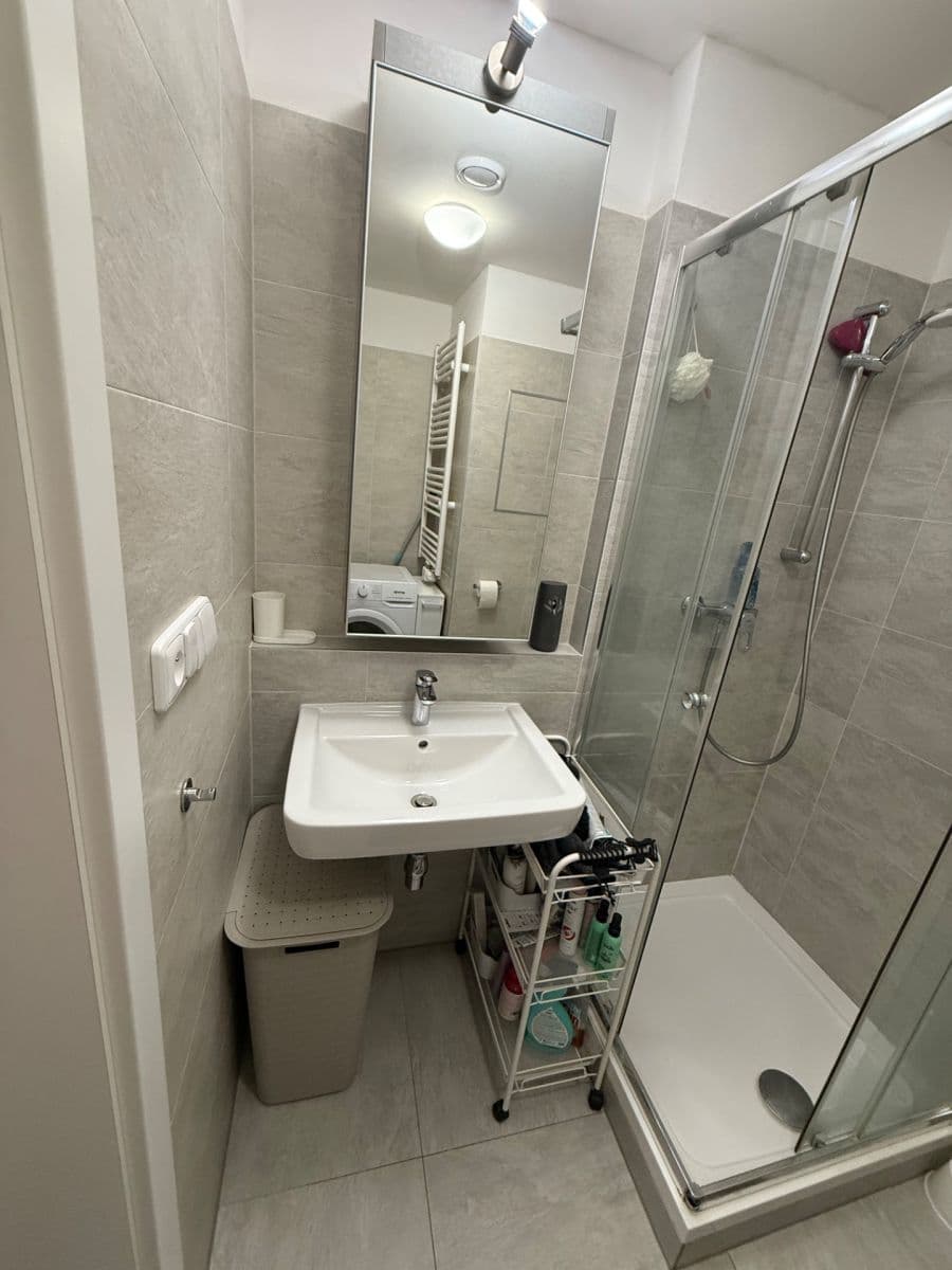 Pronájem bytu 1+kk 32 m², U Konečné, Praha, Praha Pronájem bytu 1+kk 32 m², U Konečné, Praha, Praha
