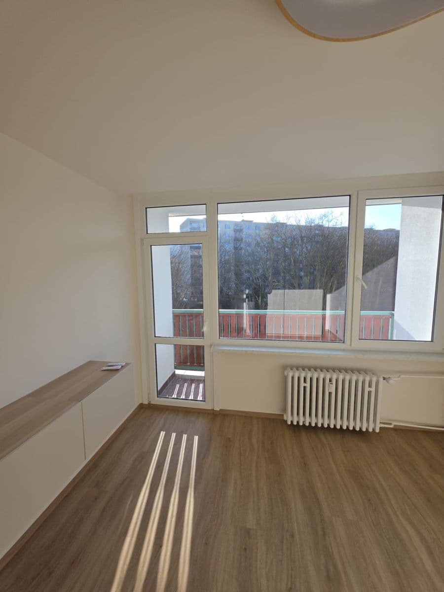 Pronájem bytu 3+1 66 m², Werichova, Ústí nad Labem, Ústecký kraj Pronájem bytu 3+1 66 m², Werichova, Ústí nad Labem, Ústecký kraj