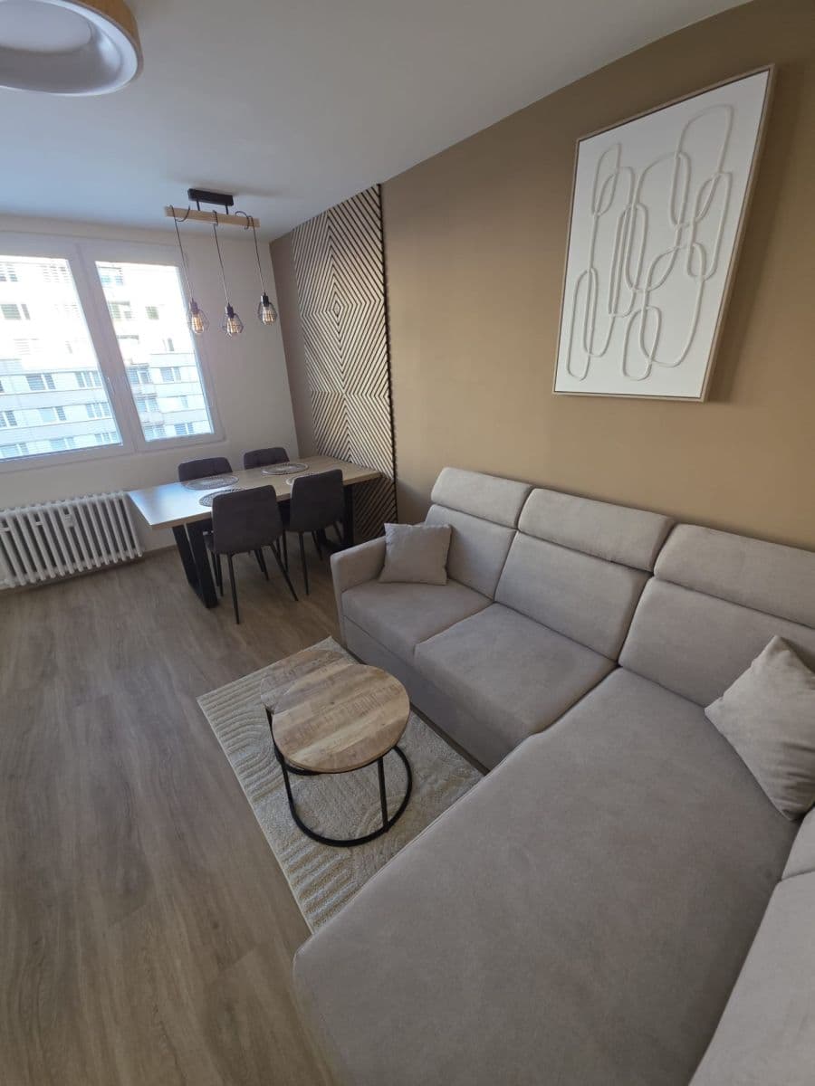 Pronájem bytu 3+1 66 m², Werichova, Ústí nad Labem, Ústecký kraj Pronájem bytu 3+1 66 m², Werichova, Ústí nad Labem, Ústecký kraj