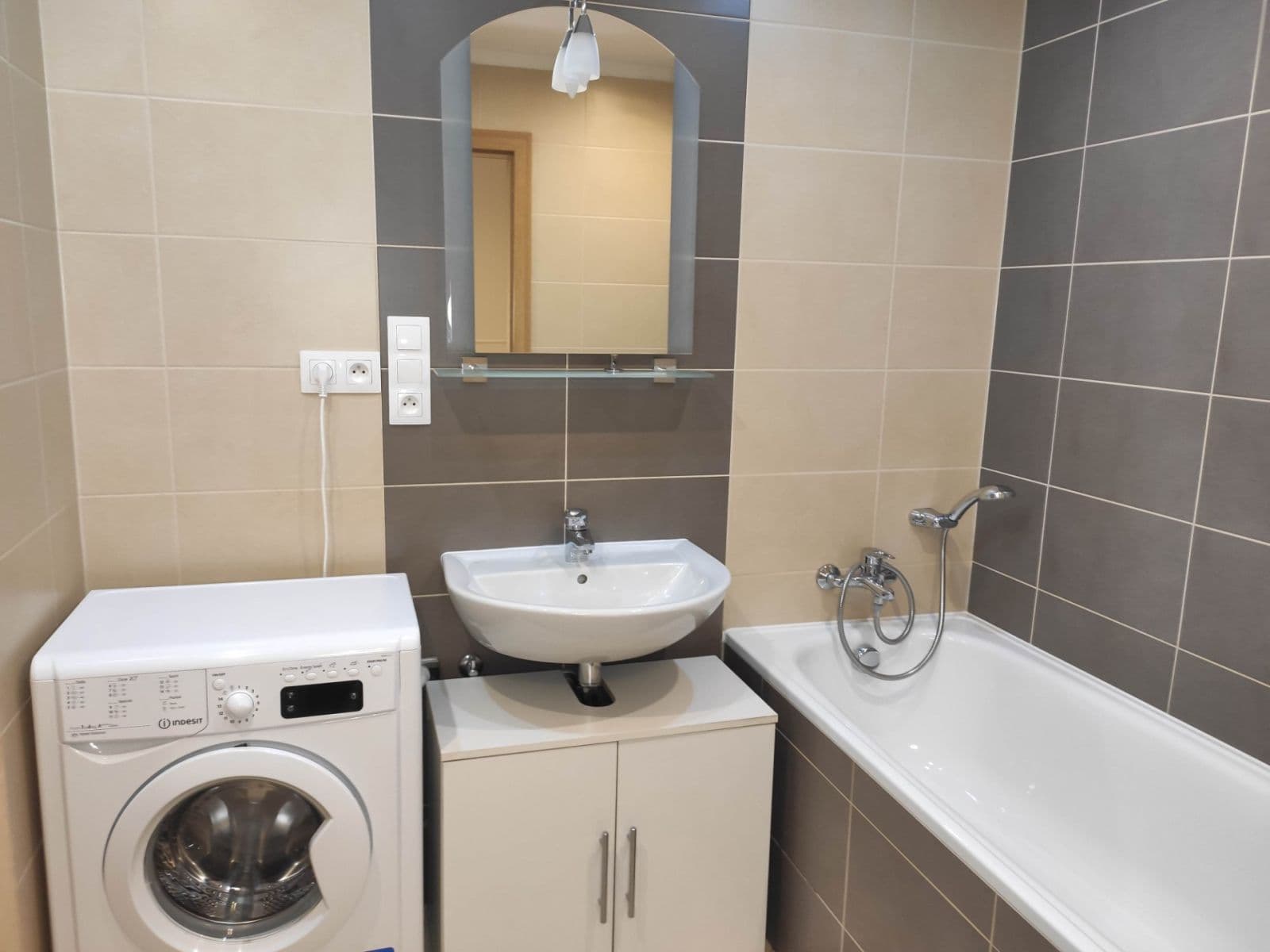 Prodej bytu 2+kk 51 m², Chudenická, Praha, Praha Prodej bytu 2+kk 51 m², Chudenická, Praha, Praha