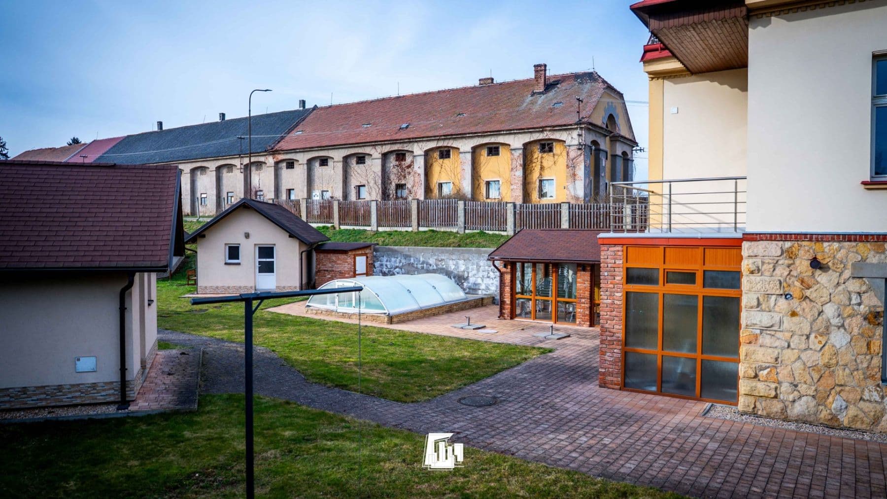 Prodej domu 400 m², pozemek 6.748 m², 1. máje, Vysoké Veselí, Královéhradecký kraj Prodej domu 400 m², pozemek 6.748 m², 1. máje, Vysoké Veselí, Královéhradecký kraj