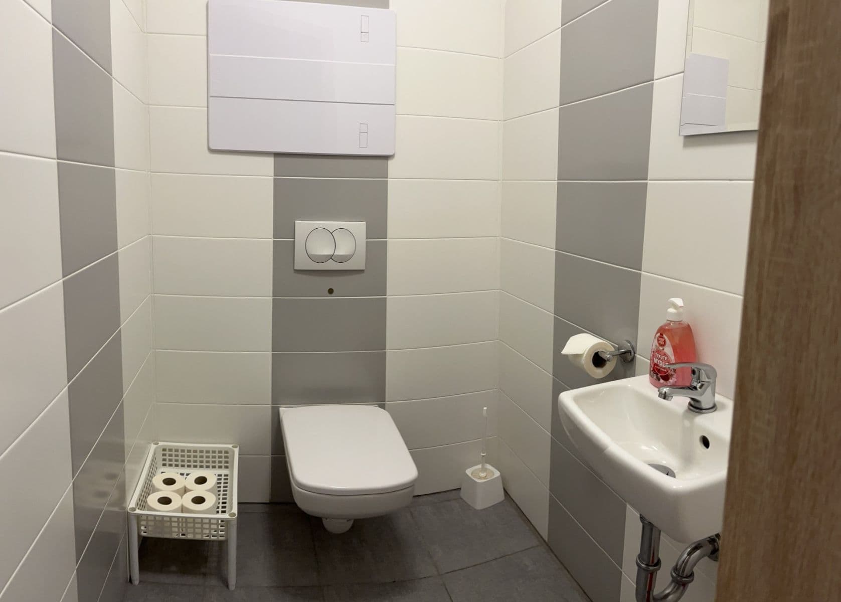 Prodej bytu 3+kk 85 m², Frymburk, Jihočeský kraj Prodej bytu 3+kk 85 m², Frymburk, Jihočeský kraj