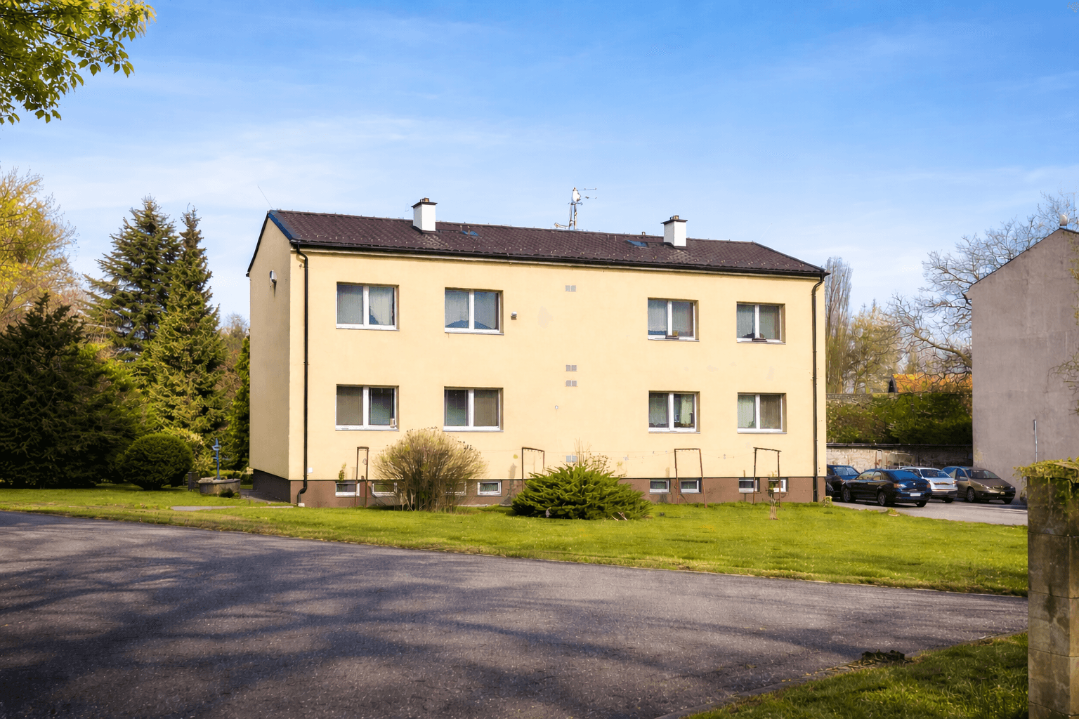 Pronájem bytu 3+1 75 m², Nepoměřice, Středočeský kraj Pronájem bytu 3+1 75 m², Nepoměřice, Středočeský kraj