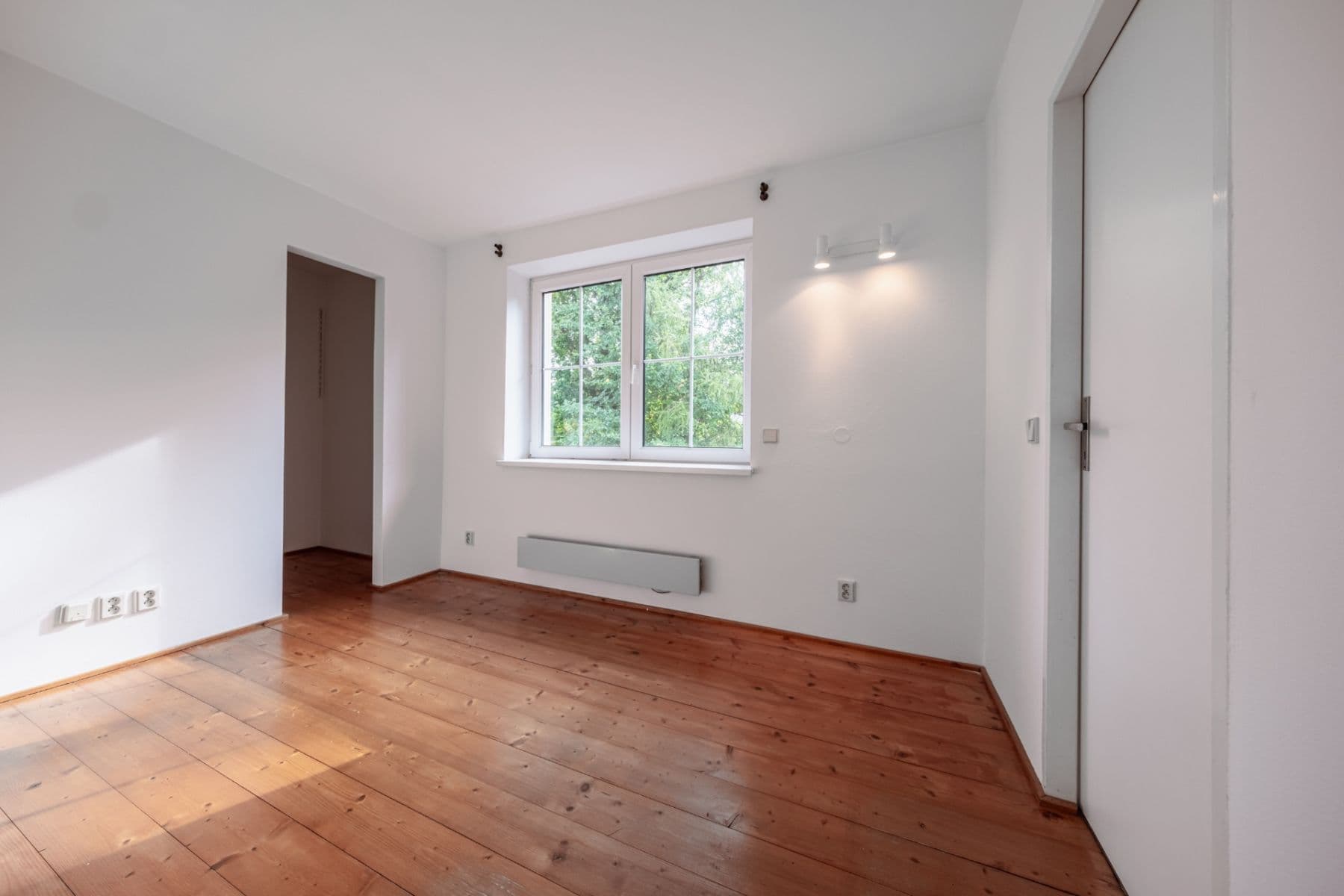 Prodej domu 170 m², pozemek 1.060 m², Krajníkova, Dobřichovice, Středočeský kraj Prodej domu 170 m², pozemek 1.060 m², Krajníkova, Dobřichovice, Středočeský kraj