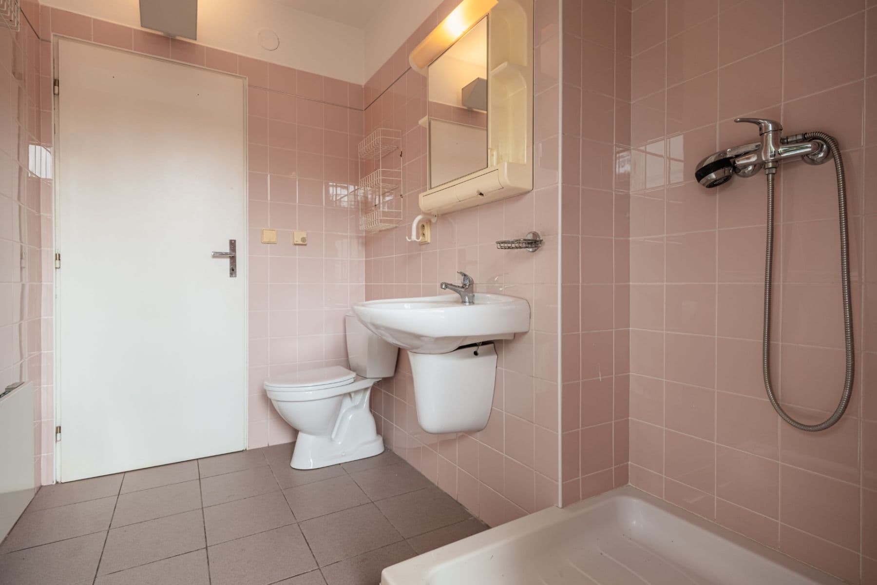 Prodej domu 170 m², pozemek 1.060 m², Krajníkova, Dobřichovice, Středočeský kraj Prodej domu 170 m², pozemek 1.060 m², Krajníkova, Dobřichovice, Středočeský kraj