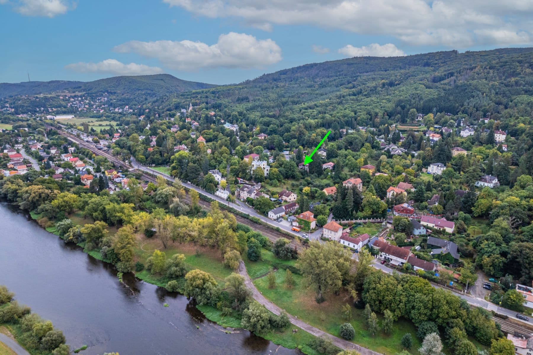 Prodej domu 170 m², pozemek 1.060 m², Krajníkova, Dobřichovice, Středočeský kraj Prodej domu 170 m², pozemek 1.060 m², Krajníkova, Dobřichovice, Středočeský kraj