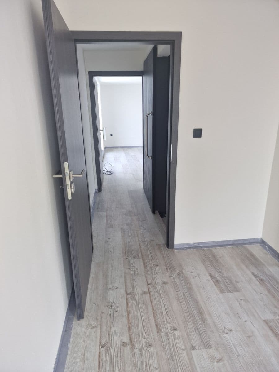 Prodej domu 120 m², pozemek 810 m², Sídliště na Sadech, České Velenice, Jihočeský kraj Prodej domu 120 m², pozemek 810 m², Sídliště na Sadech, České Velenice, Jihočeský kraj