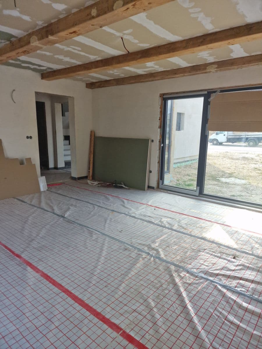 Prodej domu 120 m², pozemek 810 m², Sídliště na Sadech, České Velenice, Jihočeský kraj Prodej domu 120 m², pozemek 810 m², Sídliště na Sadech, České Velenice, Jihočeský kraj