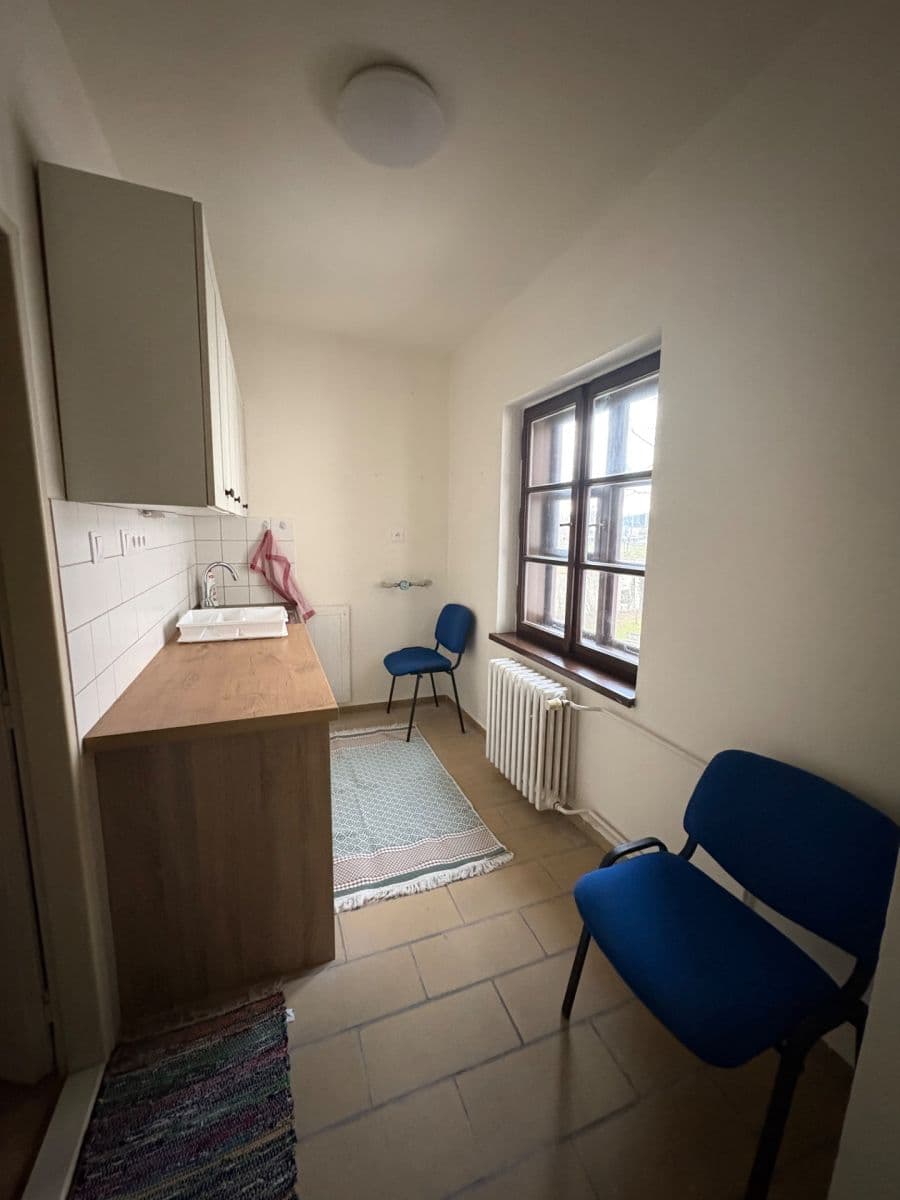 Pronájem bytu 40 m², Široká, České Budějovice, Jihočeský kraj Pronájem bytu 40 m², Široká, České Budějovice, Jihočeský kraj