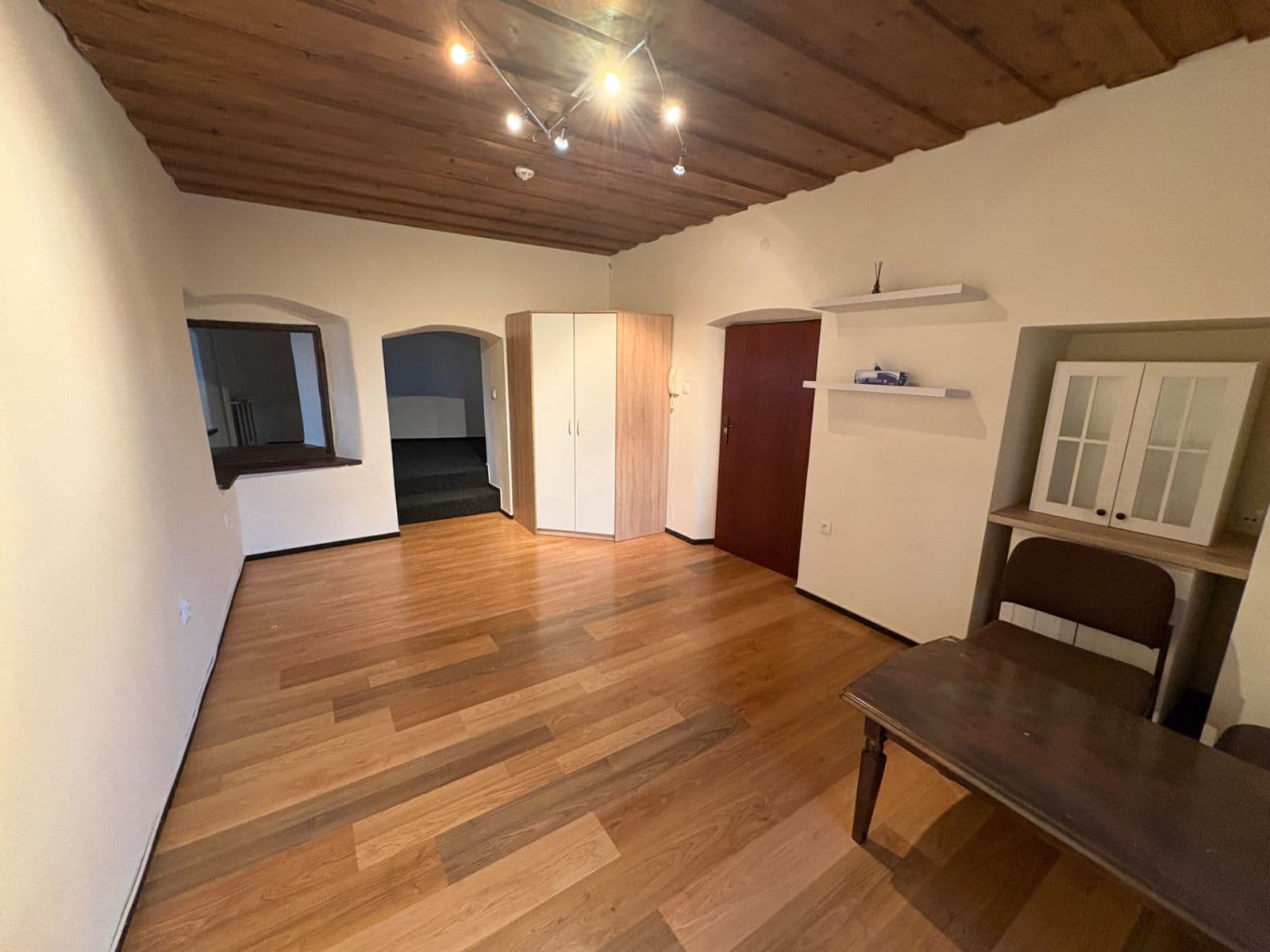 Pronájem bytu 40 m², Široká, České Budějovice, Jihočeský kraj Pronájem bytu 40 m², Široká, České Budějovice, Jihočeský kraj