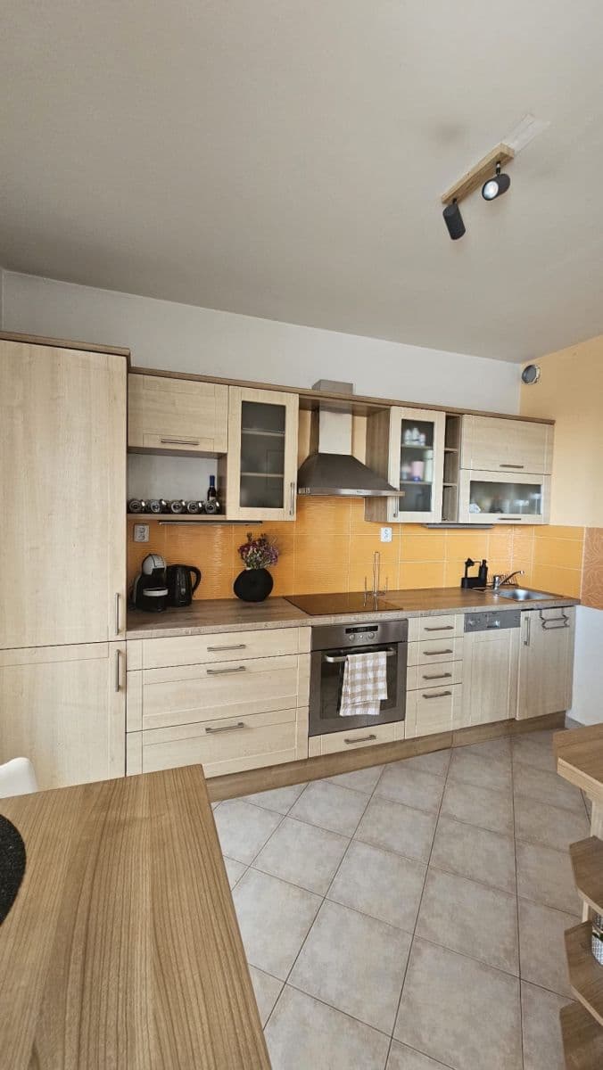 Pronájem bytu 1+kk 42 m², Sazovická, Praha, Praha Pronájem bytu 1+kk 42 m², Sazovická, Praha, Praha