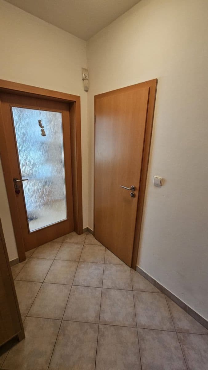 Pronájem bytu 1+kk 42 m², Sazovická, Praha, Praha Pronájem bytu 1+kk 42 m², Sazovická, Praha, Praha