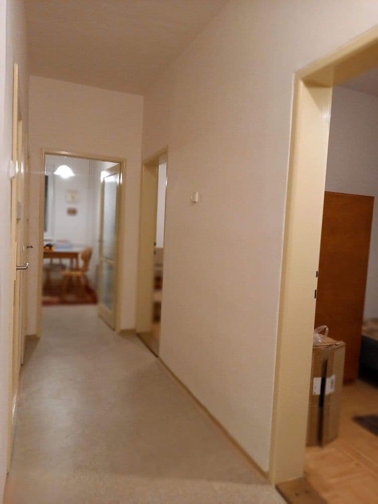 Pronájem bytu 2+1 52 m², Herálecká Ⅲ, Praha, Praha Pronájem bytu 2+1 52 m², Herálecká Ⅲ, Praha, Praha