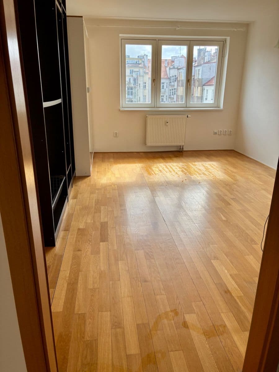 Pronájem bytu 2+kk 60 m², Českomalínská, Praha, Praha Pronájem bytu 2+kk 60 m², Českomalínská, Praha, Praha