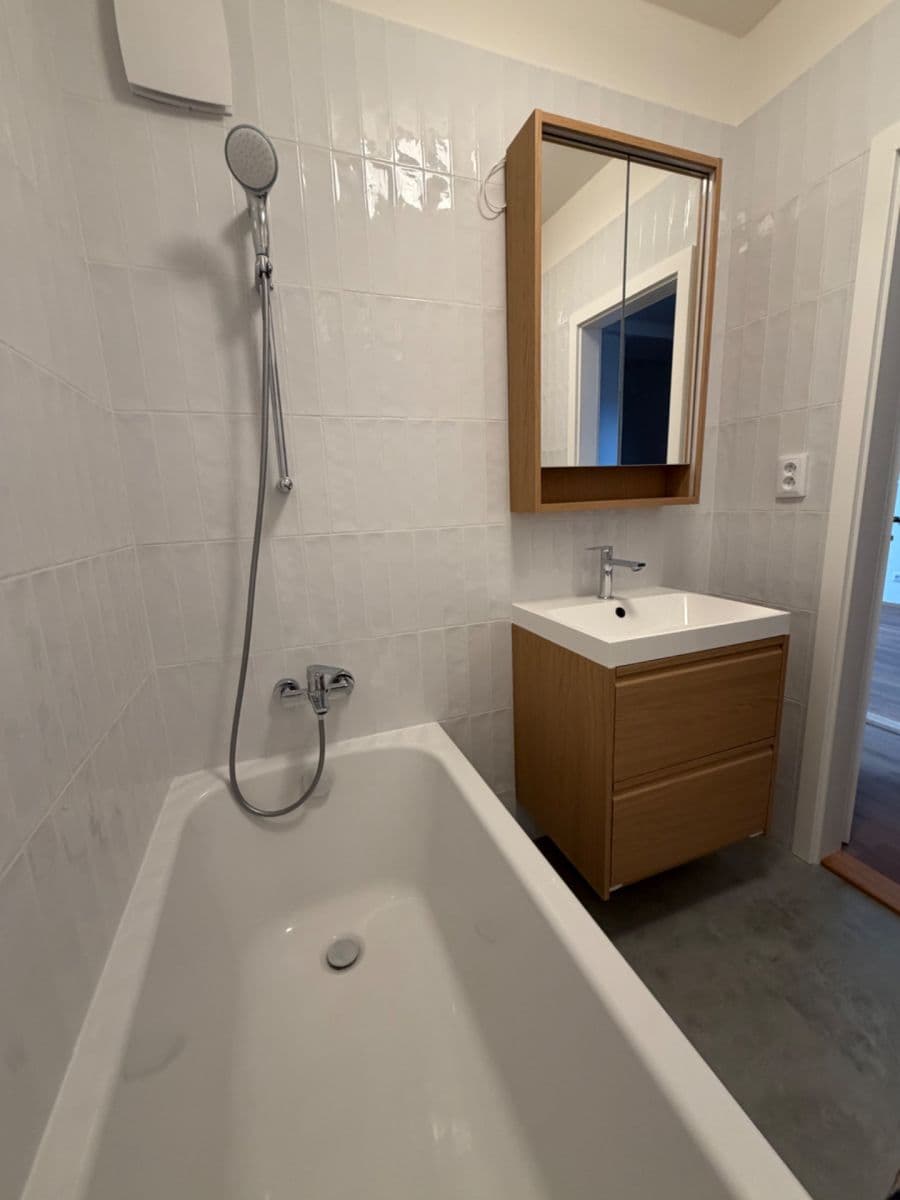 Pronájem bytu 3+kk 59 m², V Dolině, Praha, Praha Pronájem bytu 3+kk 59 m², V Dolině, Praha, Praha