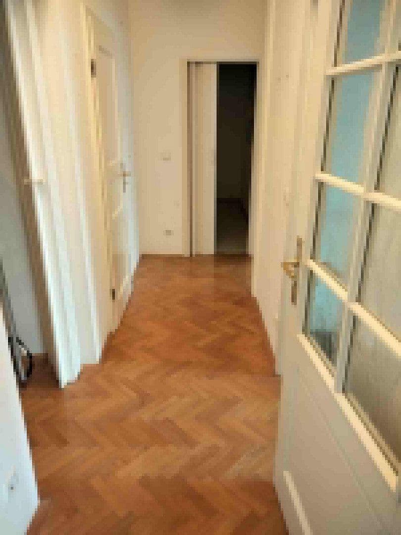 Pronájem bytu 2+1 82 m², Gohliser Str. 19, Leipzig, Sasko Pronájem bytu 2+1 82 m², Gohliser Str. 19, Leipzig, Sasko