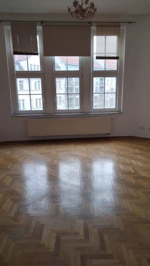 Pronájem bytu 2+1 82 m², Gohliser Str. 19, Leipzig, Sasko Pronájem bytu 2+1 82 m², Gohliser Str. 19, Leipzig, Sasko