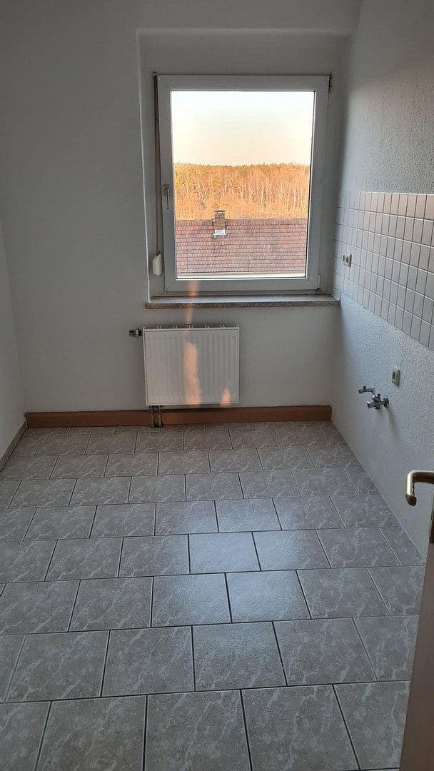 Pronájem bytu 3+1 57 m², Talstraße 34, Weischlitz, Sasko Pronájem bytu 3+1 57 m², Talstraße 34, Weischlitz, Sasko