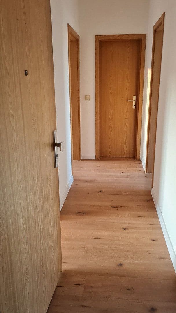 Pronájem bytu 3+1 57 m², Talstraße 34, Weischlitz, Sasko Pronájem bytu 3+1 57 m², Talstraße 34, Weischlitz, Sasko