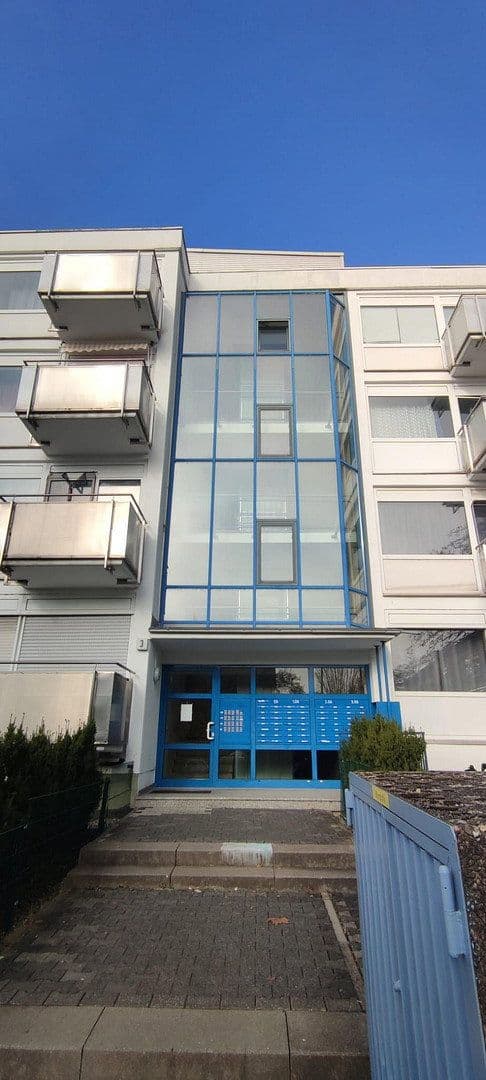 Pronájem bytu 1+1 30 m², Langer Weg 3, Eschborn, Hessen Pronájem bytu 1+1 30 m², Langer Weg 3, Eschborn, Hessen