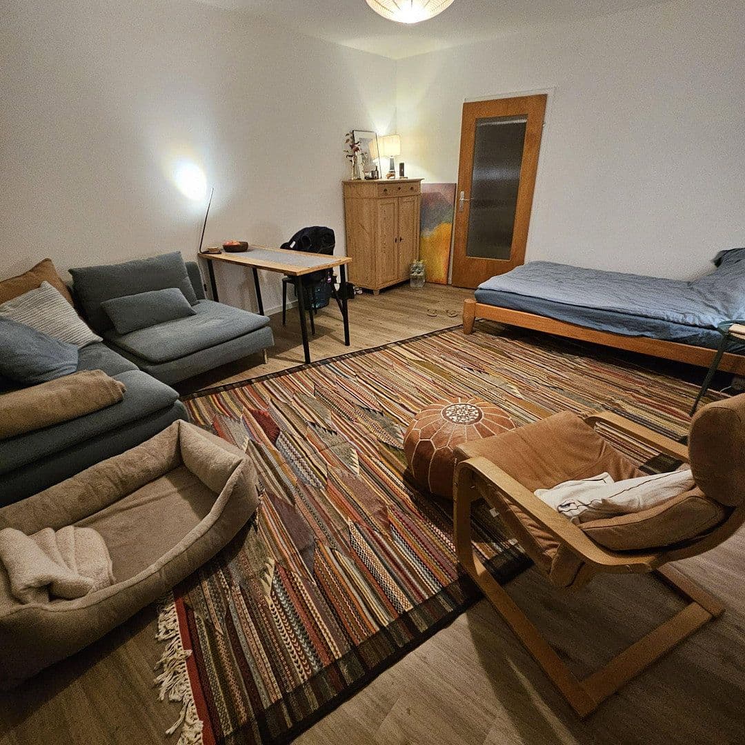 Pronájem bytu 1+1 30 m², Langer Weg 3, Eschborn, Hessen Pronájem bytu 1+1 30 m², Langer Weg 3, Eschborn, Hessen