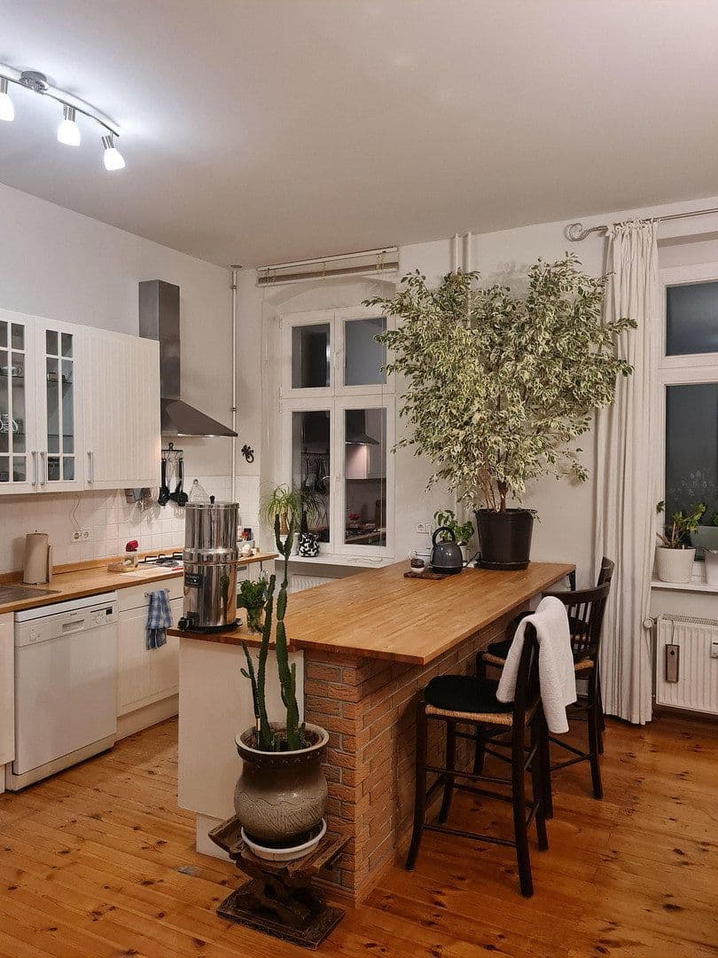 Prodej bytu 5+1 116 m², Scheiblerstr., Berlin, Berlín Prodej bytu 5+1 116 m², Scheiblerstr., Berlin, Berlín