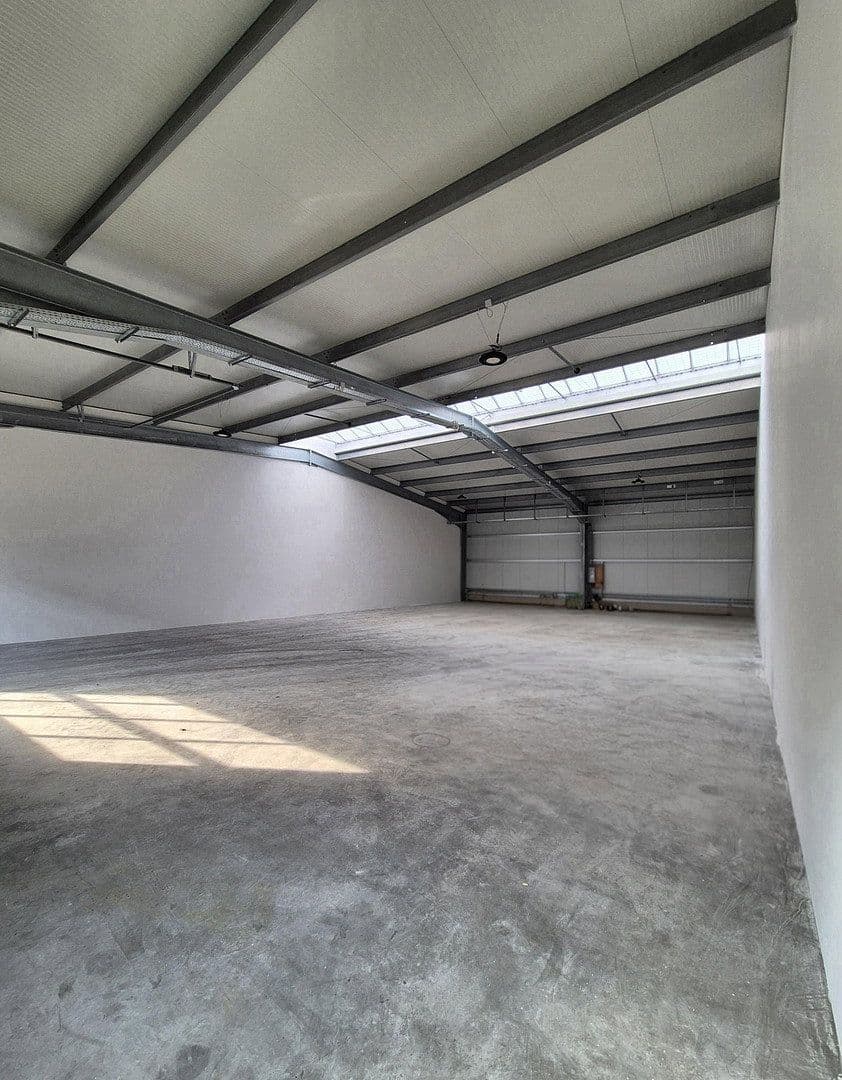 Pronájem nebytového prostoru 295 m², Neuötting, Bavorsko Pronájem nebytového prostoru 295 m², Neuötting, Bavorsko