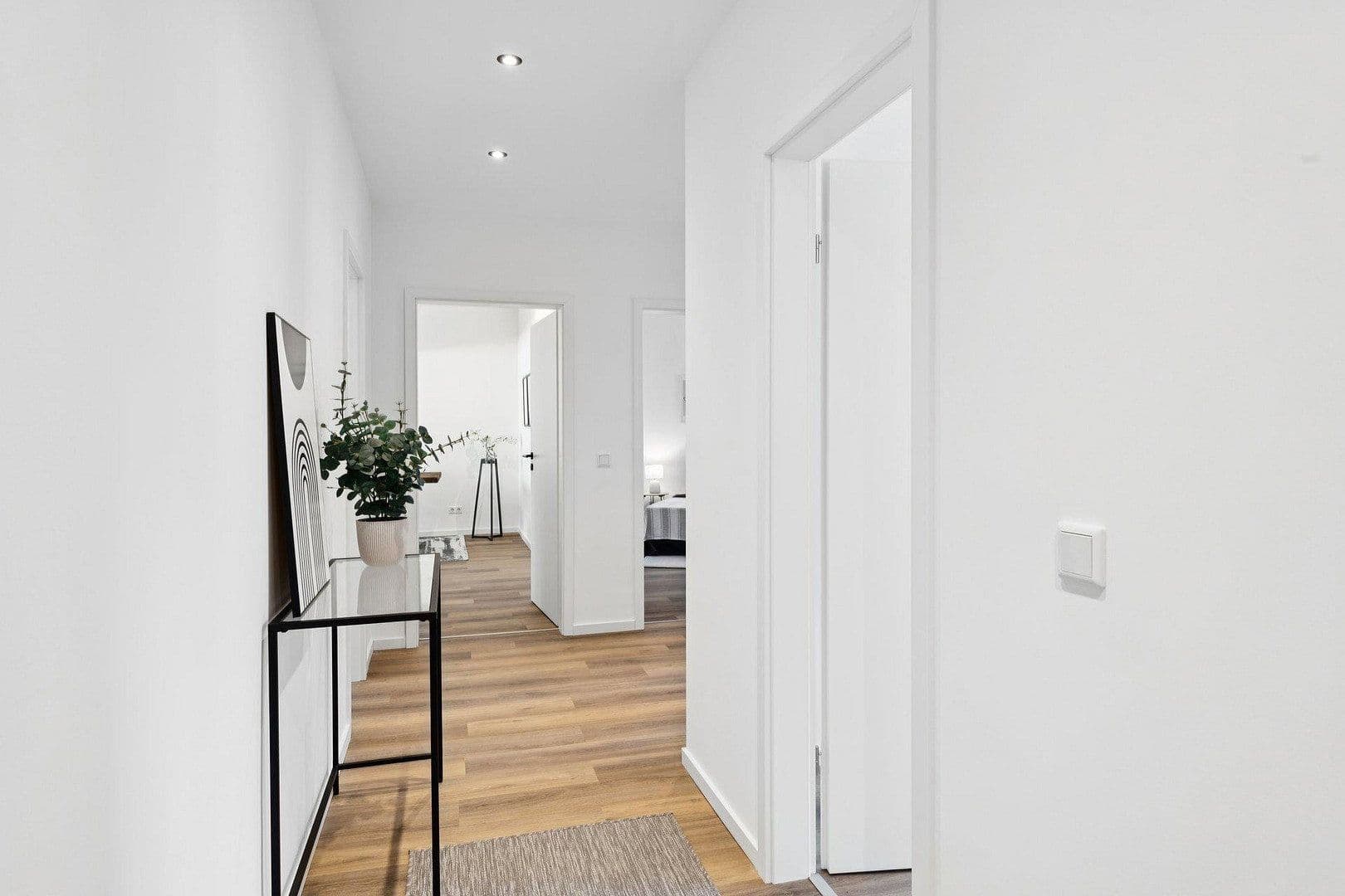 Prodej bytu 3+1 91 m², Düsseldorf, Severní Porýní-Vestfálsko Prodej bytu 3+1 91 m², Düsseldorf, Severní Porýní-Vestfálsko