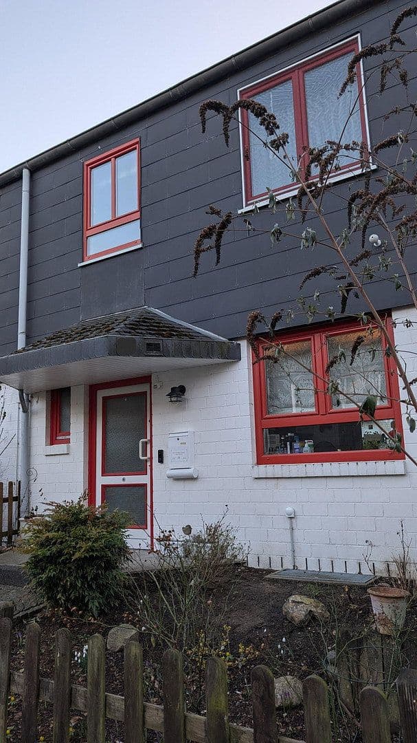 Prodej domu 131 m², pozemek 156 m², Kiel, Šlesvicko-Holštýnsko Prodej domu 131 m², pozemek 156 m², Kiel, Šlesvicko-Holštýnsko