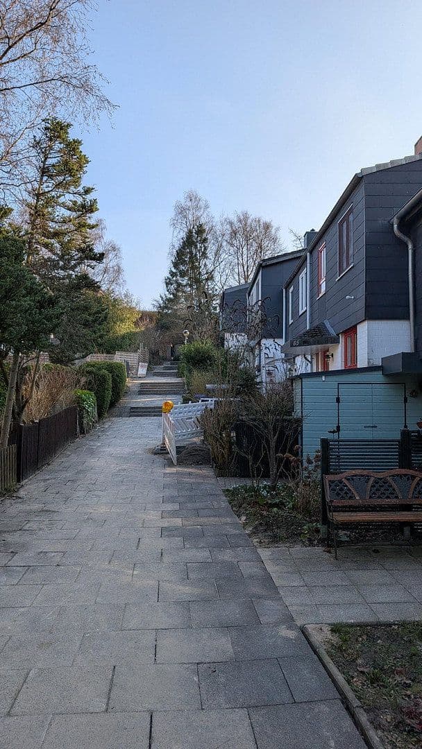 Prodej domu 131 m², pozemek 156 m², Kiel, Šlesvicko-Holštýnsko Prodej domu 131 m², pozemek 156 m², Kiel, Šlesvicko-Holštýnsko