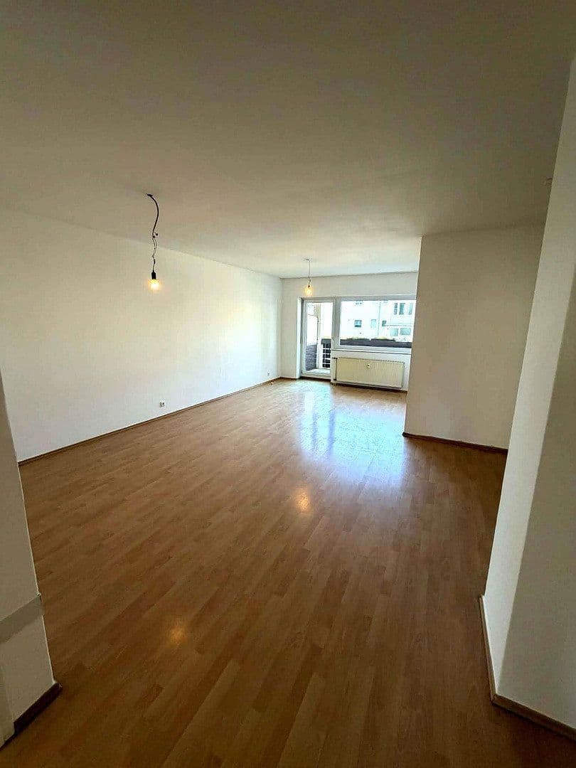 Prodej bytu 3+1 98 m², Alexanderstr. 24, Lorsch, Hessen Prodej bytu 3+1 98 m², Alexanderstr. 24, Lorsch, Hessen