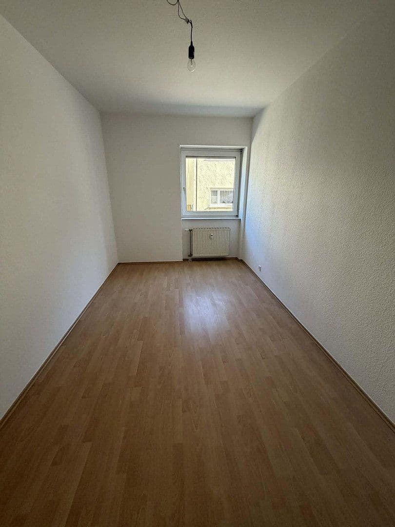 Prodej bytu 3+1 98 m², Alexanderstr. 24, Lorsch, Hessen Prodej bytu 3+1 98 m², Alexanderstr. 24, Lorsch, Hessen