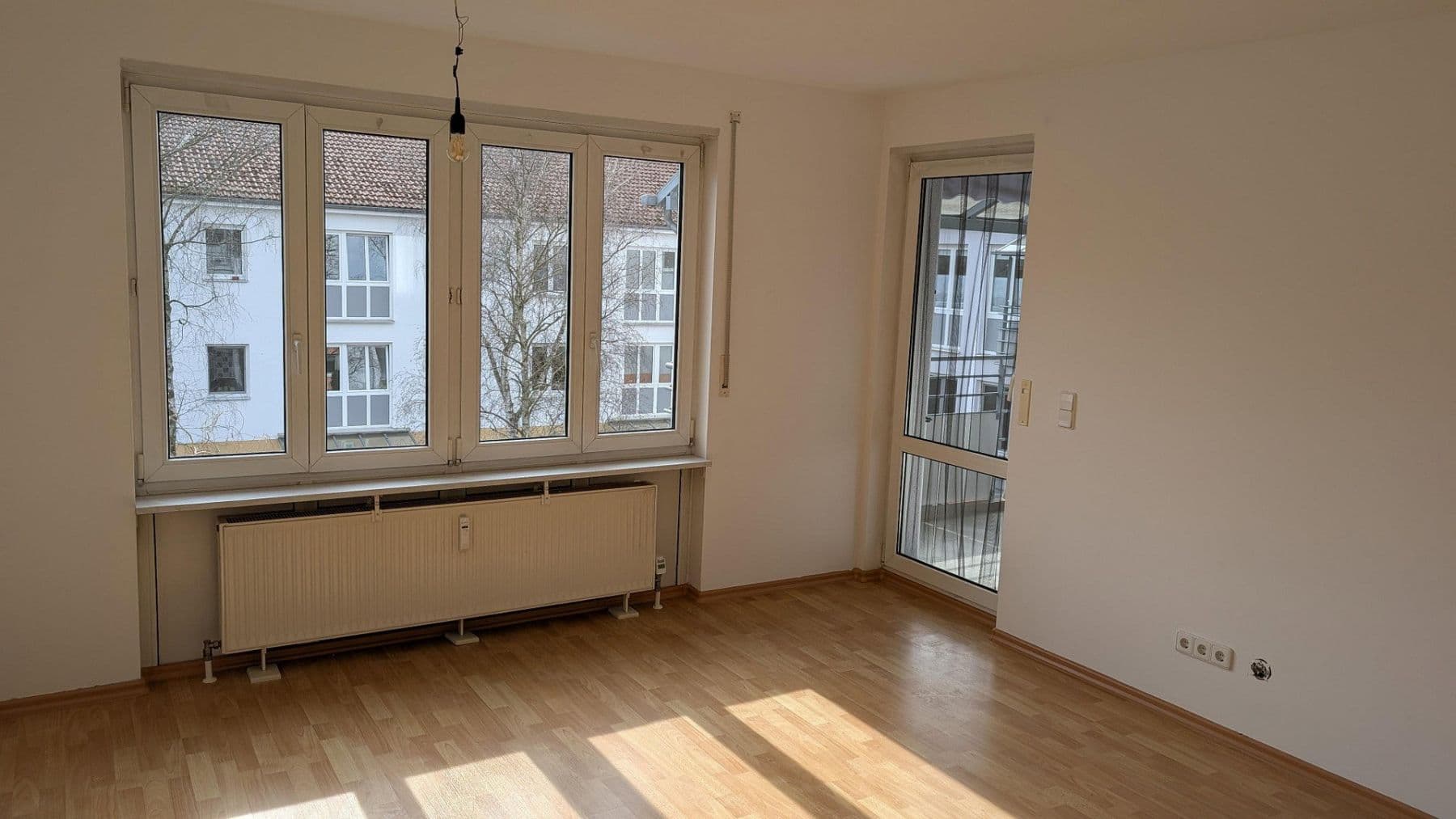 Pronájem bytu 3+1 68 m², Wollgrasweg 2, Schöneiche bei Berlin, Braniborsko Pronájem bytu 3+1 68 m², Wollgrasweg 2, Schöneiche bei Berlin, Braniborsko