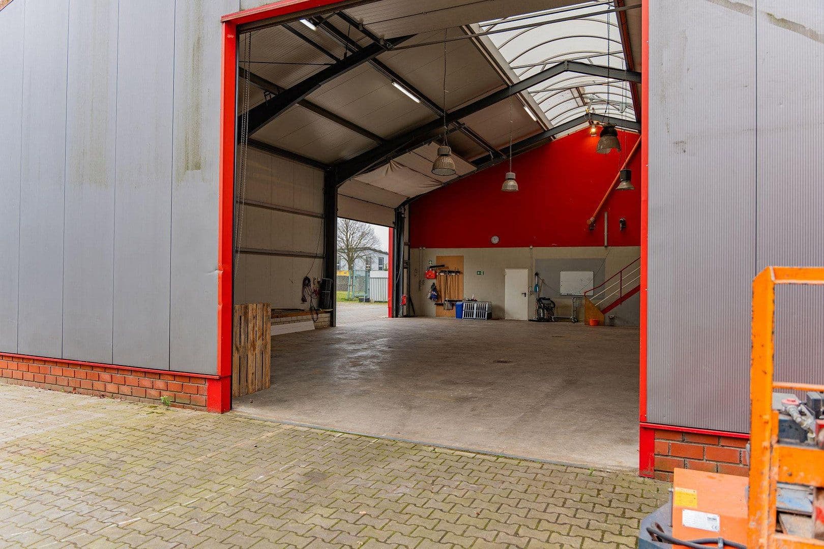 Prodej nebytového prostoru 7.539 m², Wietmarschen, Dolní Sasko Prodej nebytového prostoru 7.539 m², Wietmarschen, Dolní Sasko