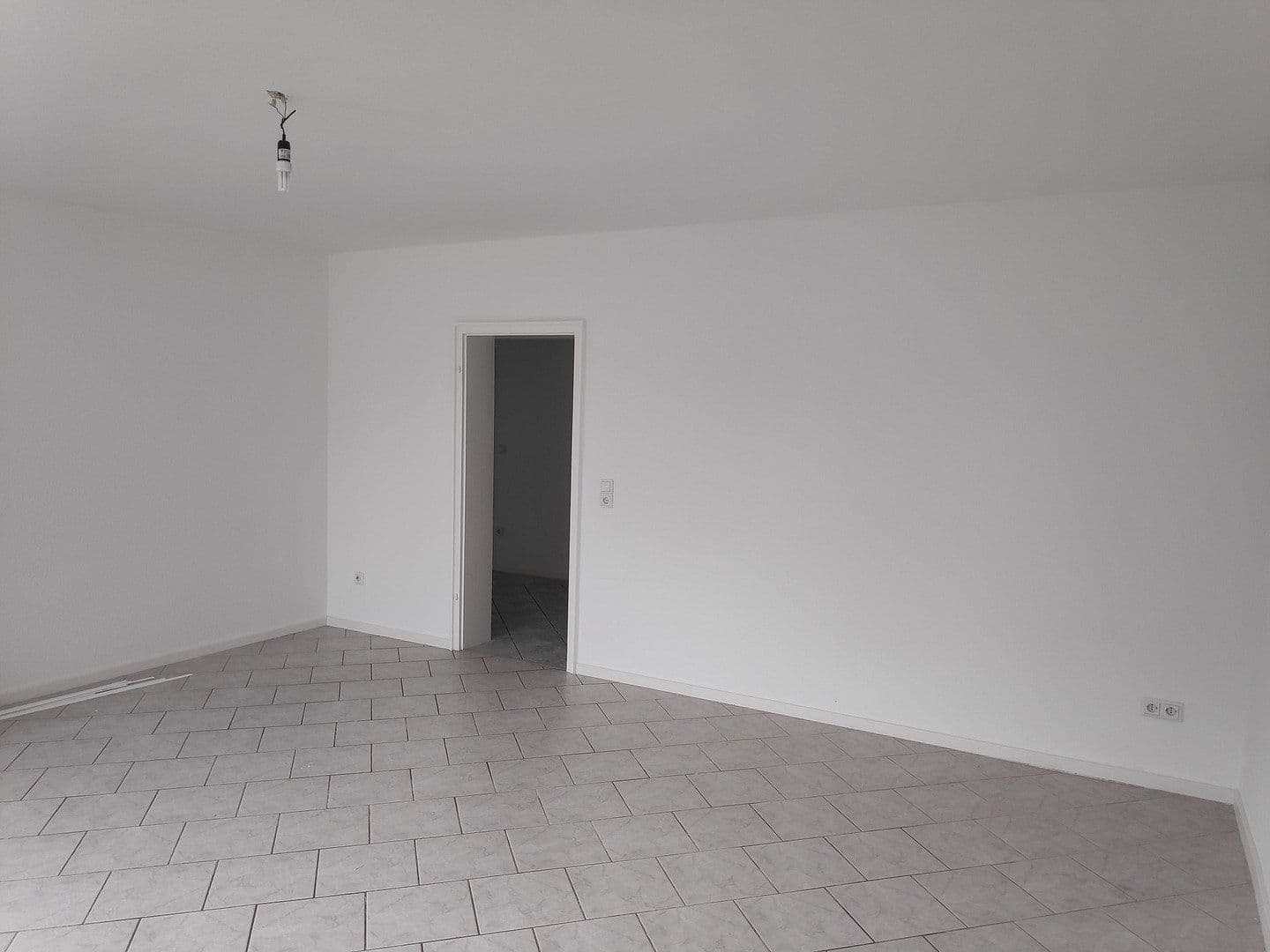 Pronájem bytu 3+1 82 m², Thüringer Str. 29a, Oberhausen, Severní Porýní-Vestfálsko Pronájem bytu 3+1 82 m², Thüringer Str. 29a, Oberhausen, Severní Porýní-Vestfálsko