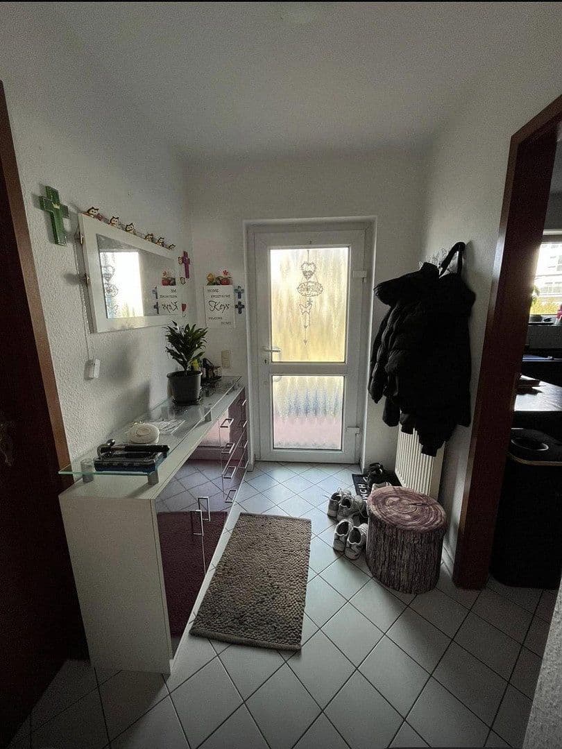 Prodej domu 155 m², pozemek 175 m², Drosselweg, Waldsolms, Hessen Prodej domu 155 m², pozemek 175 m², Drosselweg, Waldsolms, Hessen